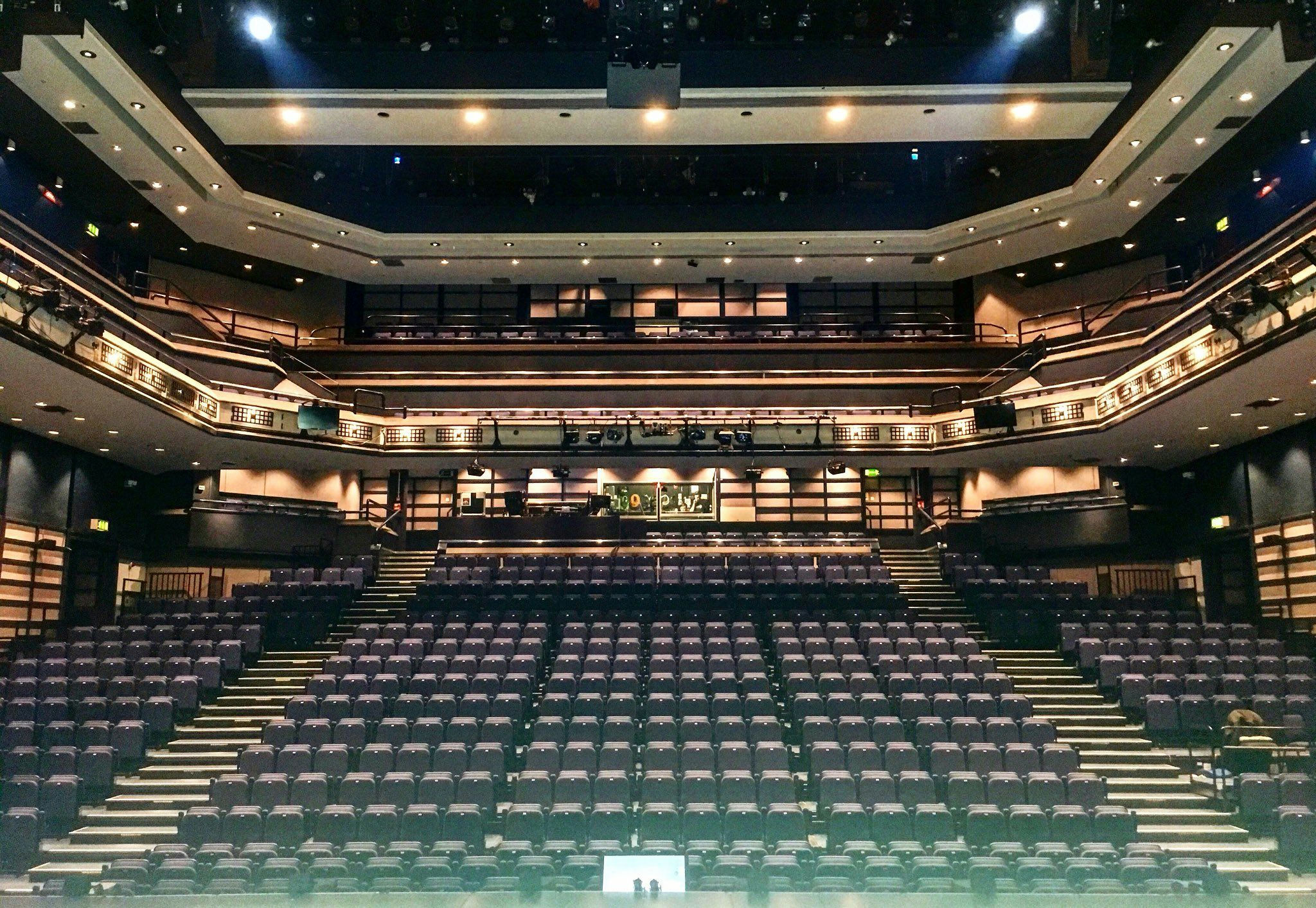 qmVElPuqbsYVmiHM0muIBpTlAr5l7okO3aBOAP0zs4E